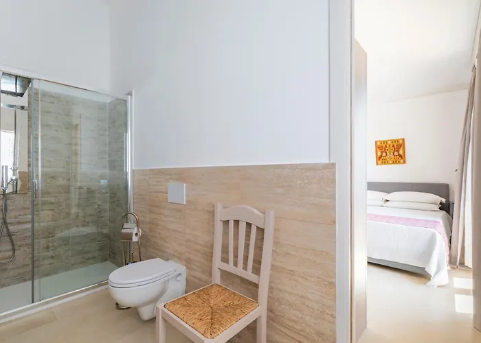 Centenari Longevity بيت ضيافة 3*